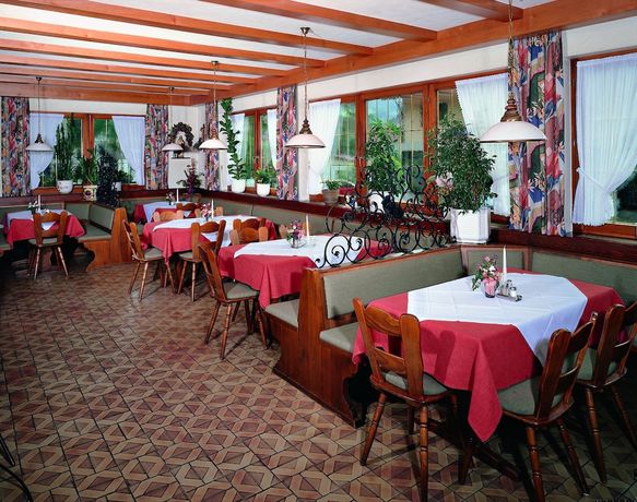 Imagen del bar/restaurante del Hotel Gasthof-Rebstock. Foto 8