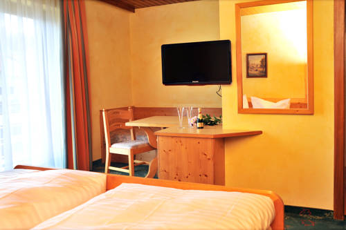 Imagen de la habitación del Hotel Gasthof-pension Reisenberger. Foto 3