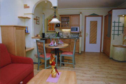 Imagen de la habitación del Hotel Gasthof-pension Reisenberger. Foto 5