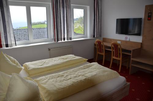 Imagen de la habitación del Hotel Gasthof-pension Urzn. Foto 9