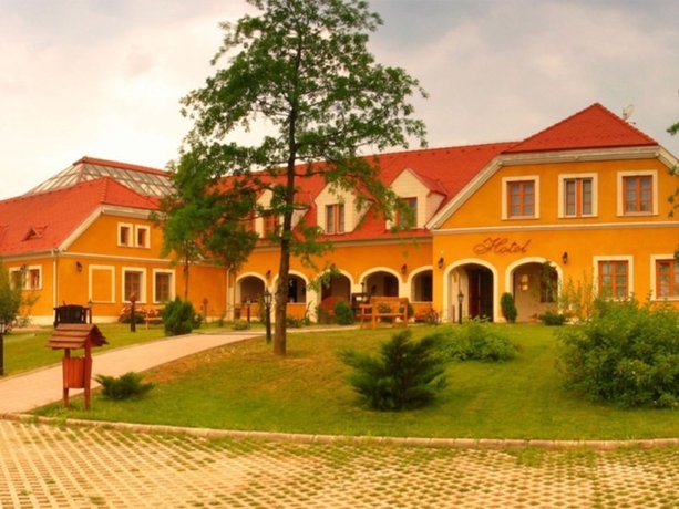 Imagen general del Hotel Gastland M0. Foto 8