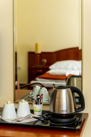 Imagen de la habitación del Hotel Gastland M0 and Conference Center. Foto 15