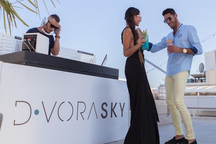 Imagen de los exteriores del Hotel Gastrohotel RH Canfali. Foto 10