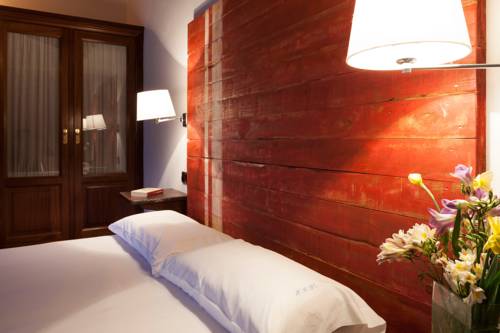 Imagen de la habitación del Hotel Gastron&oacute;mico Cabo Vid&iacute;o. Foto 13