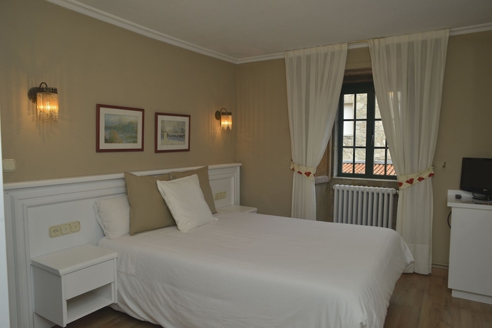 Imagen de la habitación del Hotel Gastronómico Casa Rosalia. Foto 6