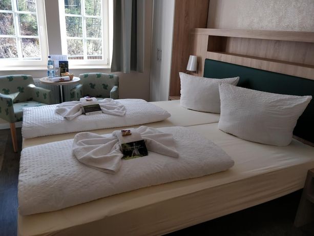 Imagen de la habitación del Hotel Gastst&auml;tte and Pension Lichtenhainer Wasserfall. Foto 11