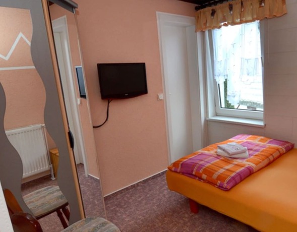 Imagen de la habitación del Hotel Gastst&auml;tte and Pension Zur Krone. Foto 5