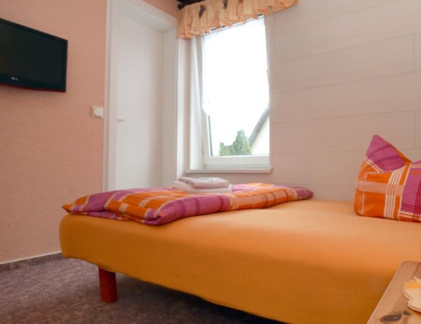Imagen de la habitación del Hotel Gastst&auml;tte and Pension Zur Krone. Foto 9