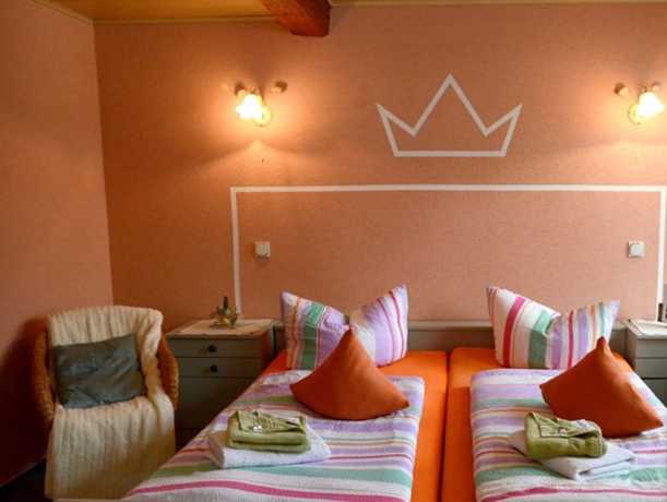 Imagen de la habitación del Hotel Gastst&auml;tte and Pension Zur Krone. Foto 10