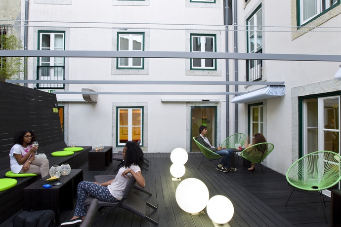 Imagen de los exteriores del Hotel Gat Rossio. Foto 13