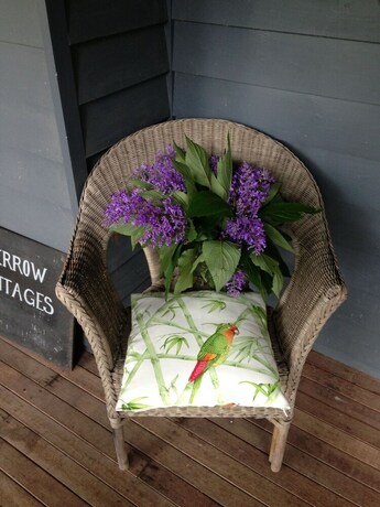 Imagen general del Hotel Gatehouse Cottage At Merrow Cottages - Mt Dandenong. Foto 12