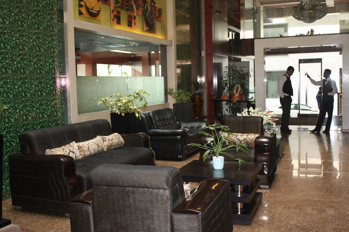 Imagen de los interiores del Hotel Gateway Grandeur. Foto 18