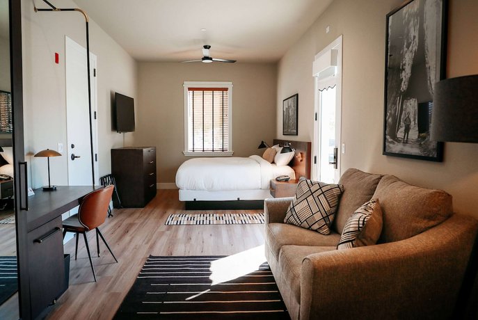 Imagen de la habitación del Hotel Gateway Hotel, Trademark Collection by Wyndham. Foto 9