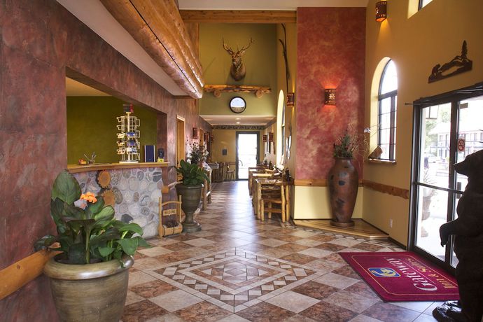 Imagen de los interiores del Hotel Gateway Inn And Suites. Foto 20