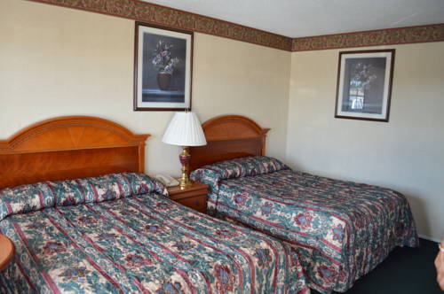 Imagen de la habitación del Hotel Gateway Inn Fairfield. Foto 4