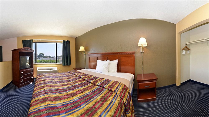 Imagen de la habitación del Hotel Gateway Inn Gardena. Foto 5