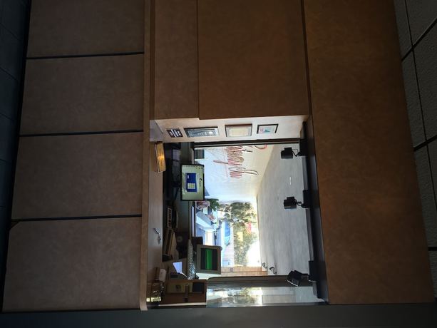 Imagen de los interiores del Hotel Gateway Inn, Merrick. Foto 15