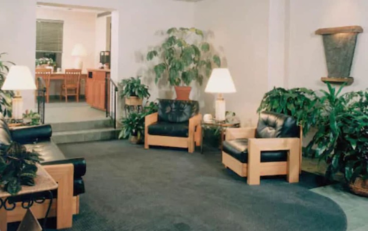 Imagen de los interiores del Hotel Gateway Inn, Merrick. Foto 18