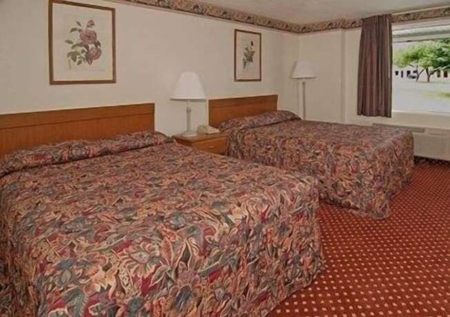 Imagen general del Hotel Gateway Inn, Templeton. Foto 2
