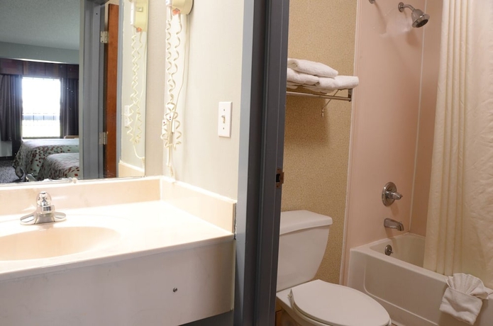 Imagen de la habitación del Hotel Gateway Inn and Suites, Clarksville. Foto 8