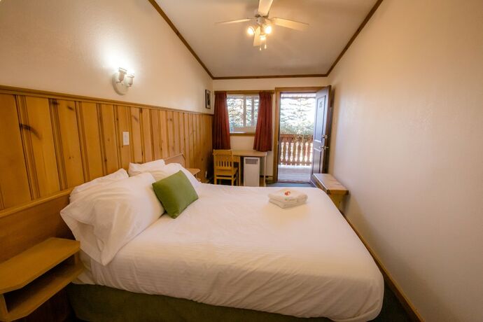 Imagen de la habitación del Hotel Gateway Motel, Radium Hot Springs. Foto 16