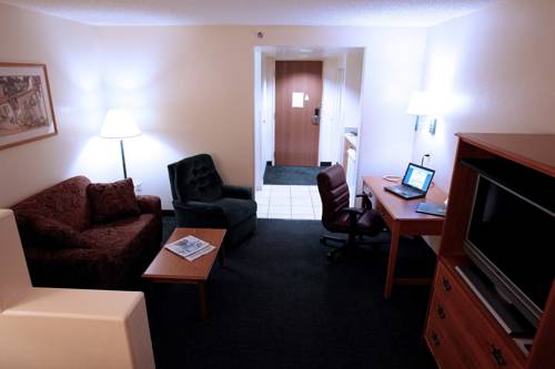 Imagen de la habitación del Hotel Gateway Studio Suites. Foto 10