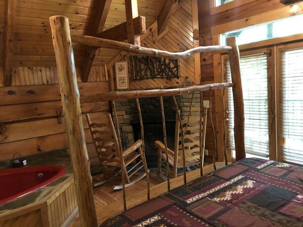 Imagen de la habitación del Hotel Gatlinburg Adventure Cabins. Foto 14