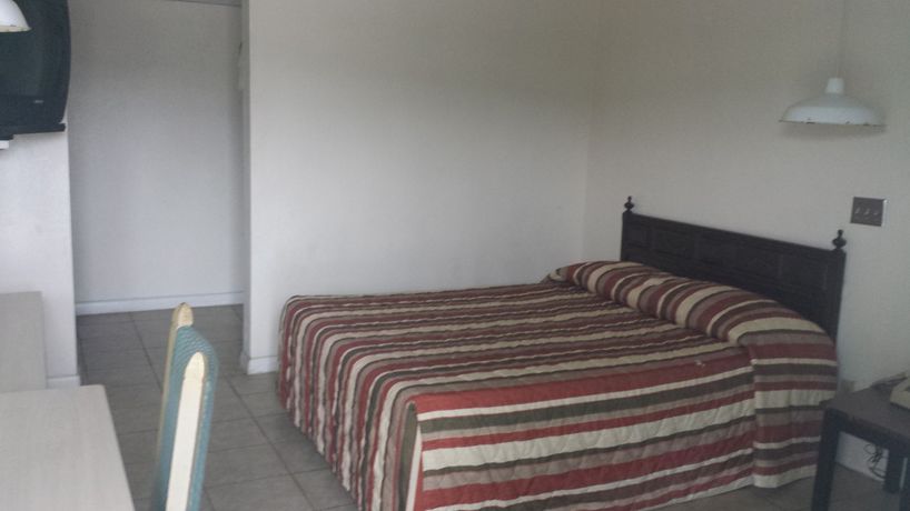 Imagen de la habitación del Hotel Gator Lodge. Foto 4