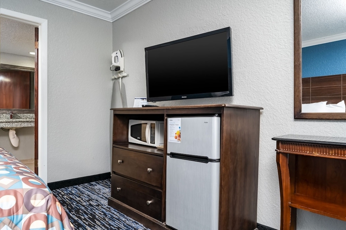 Imagen de la habitación del Hotel Gator Town Inn. Foto 8
