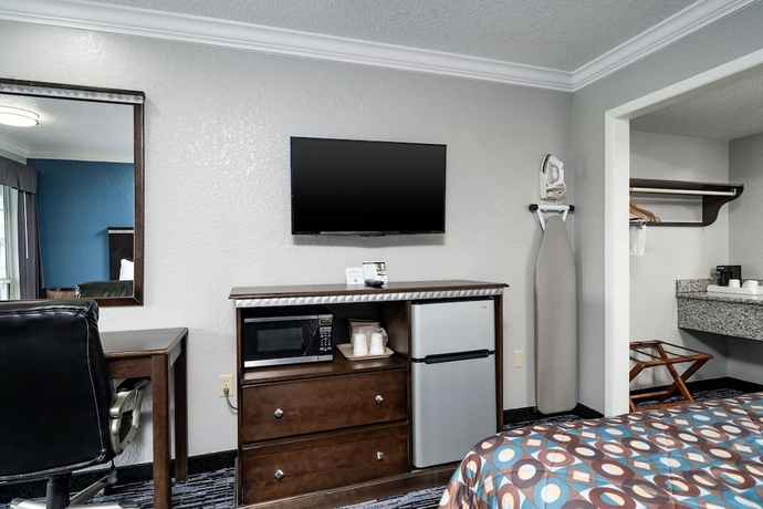 Imagen de la habitación del Hotel Gator Town Inn. Foto 10