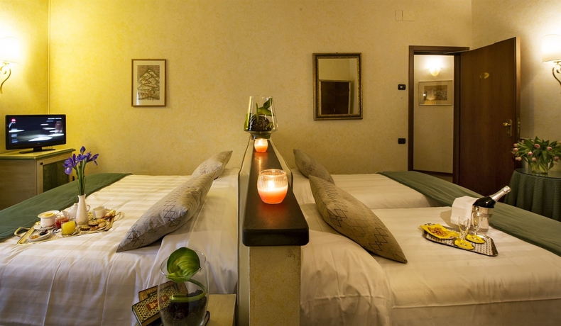 Imagen de la habitación del Hotel Gattapone. Foto 6