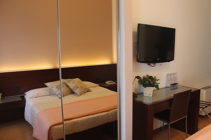 Imagen de la habitación del Hotel Gattopardo. Foto 6