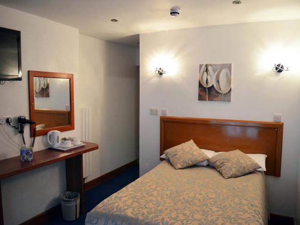 Imagen de la habitación del Hotel Gatwick Cambridge. Foto 10