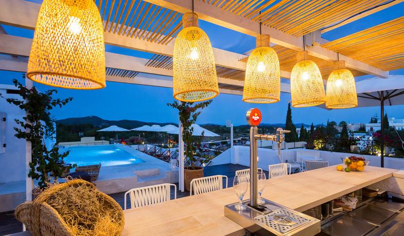 Imagen general del Hotel Gatzara Suites Santa Gertrudis. Foto 2