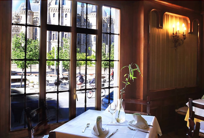 Imagen del bar/restaurante del Hotel Gaudí, Astorga. Foto 5