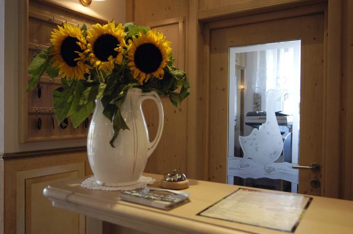 Imagen de los interiores del Hotel G&auml;nsleit. Foto 18