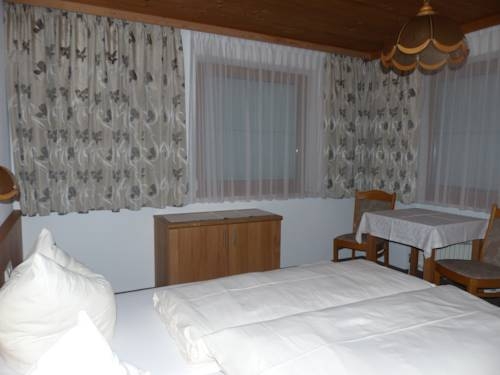 Imagen general del Hotel G&auml;stehaus Alpenland. Foto 8