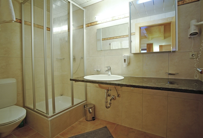 Imagen de la habitación del Hotel Gästehaus Alpina. Foto 13