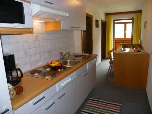 Imagen de la habitación del Hotel G&auml;stehaus Berghof Sch&ouml;pf. Foto 5