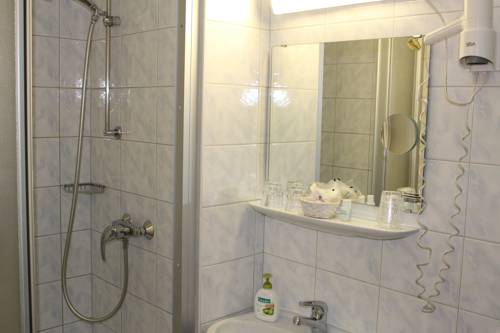 Imagen de la habitación del Hotel Gästehaus Centro. Foto 7