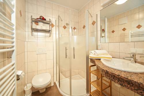 Imagen de la habitación del Hotel Gästehaus Emmi. Foto 6