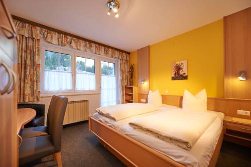 Imagen de la habitación del Hotel Gästehaus Emmi. Foto 7