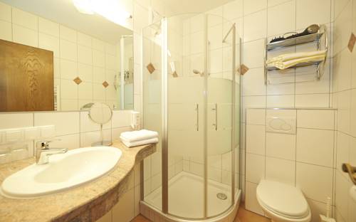 Imagen de la habitación del Hotel Gästehaus Emmi. Foto 9