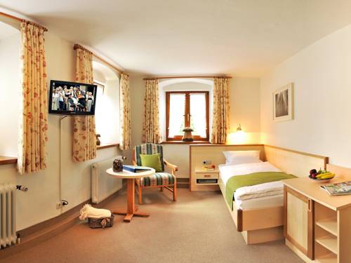 Imagen de la habitación del Hotel Gästehaus Enzianhof Garni. Foto 3
