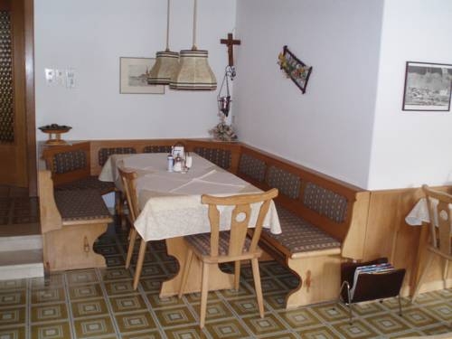 Imagen general del Hotel G&auml;stehaus Erler. Foto 4