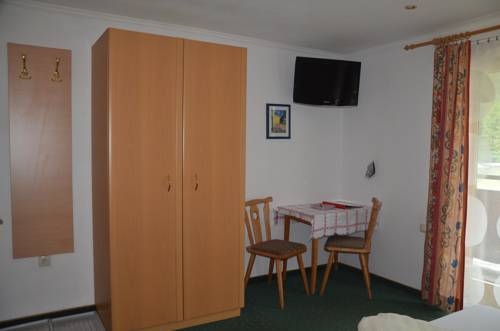 Imagen general del Hotel G&auml;stehaus Erler. Foto 8