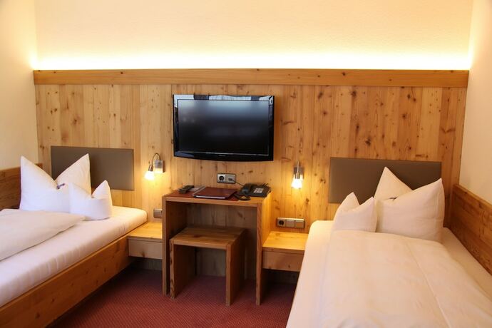 Imagen de la habitación del Hotel G&auml;stehaus Franziska. Foto 15