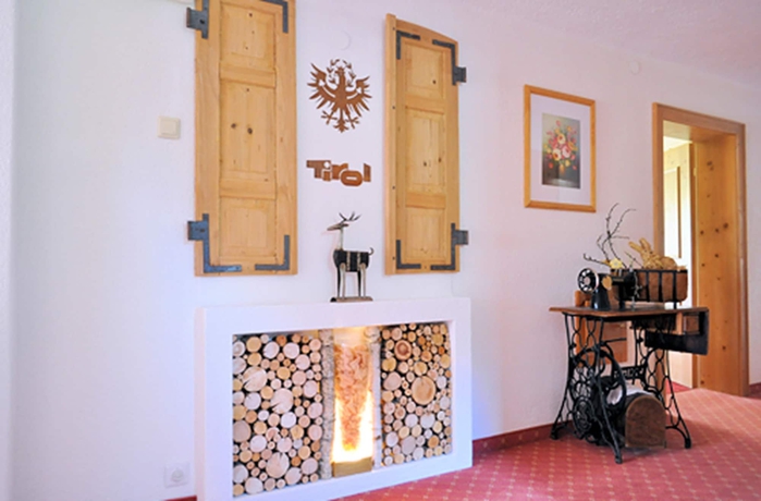 Imagen de los interiores del Hotel G&auml;stehaus Hackl. Foto 18