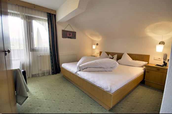 Imagen de la habitación del Hotel G&auml;stehaus Hackl. Foto 9