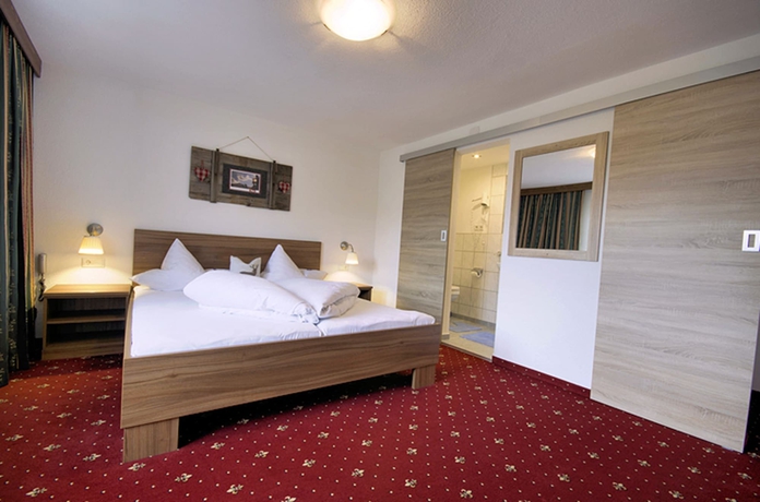 Imagen de la habitación del Hotel G&auml;stehaus Hackl. Foto 15